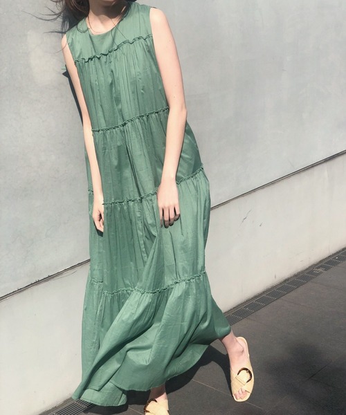 Banner Barrett（バナーバレット）の「ティアードワンピース（ワンピース・レディース・ベージュ/ブラック/グリーン/レッド・38）」の18枚目の写真