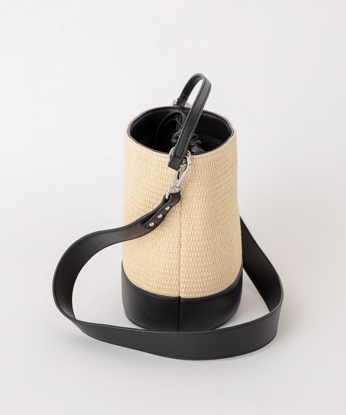 Chico（チコ）の「巾着付きペーパーバケツバック（かごバッグ・レディース・ブラック/アイボリー・FREE）」の21枚目の写真