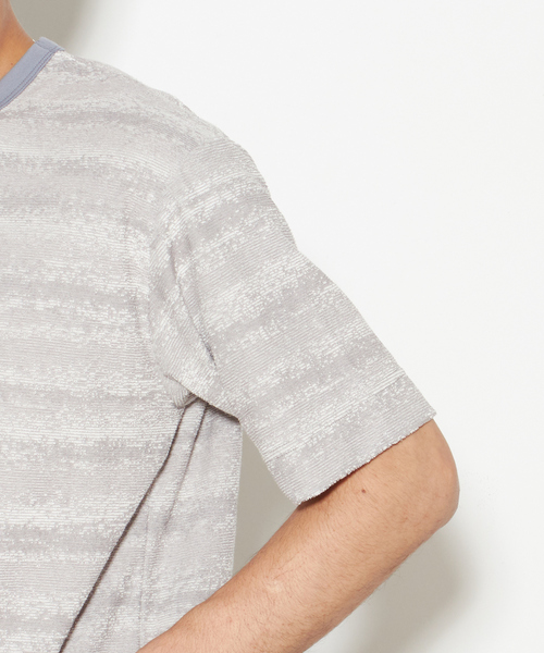 MEN'S MELROSE（メンズメルローズ）の「グラデパイルボーダーTシャツ（Tシャツ/カットソー・メンズ・ライトベージュ/ブルー/グレー・4/2/3）」の8枚目の写真