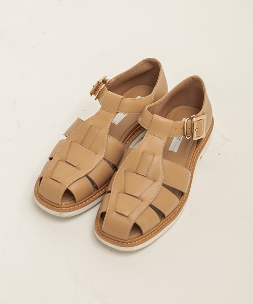 CAPRICIEUX LE'MAGE（カプリシューレマージュ）の「〈WEB・一部店舗限定〉グルカサンダル（サンダル・レディース・ブラック/キャメル・37/39）」の4枚目の写真