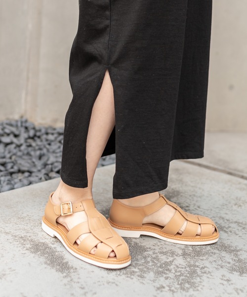 CAPRICIEUX LE'MAGE（カプリシューレマージュ）の「〈WEB・一部店舗限定〉グルカサンダル（サンダル・レディース・ブラック/キャメル・37/39）」の11枚目の写真