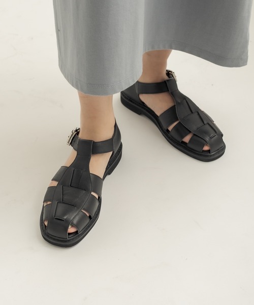 CAPRICIEUX LE'MAGE（カプリシューレマージュ）の「〈WEB・一部店舗限定〉グルカサンダル（サンダル・レディース・ブラック/キャメル・37/39）」の13枚目の写真