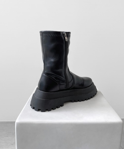 minsobi（ミンソビ）の「厚底ソックスブーツ　　スキンブーツ（ブーツ・レディース・ブラック・24cm/23㎝/23.5cm/24.5cm/22.5㎝/25cm）」の12枚目の写真