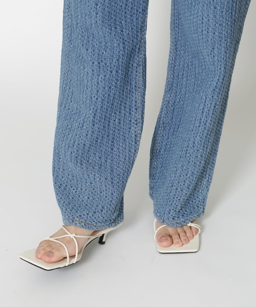 HALEY PESCA(ヘーリーペスカ)の「HALEY PESCA/スクエアトゥ ストラップローヒールサンダル(サンダル・レディース・ホワイト/ブラック/パープル/ピンク・36/38/40)」の19枚目の写真