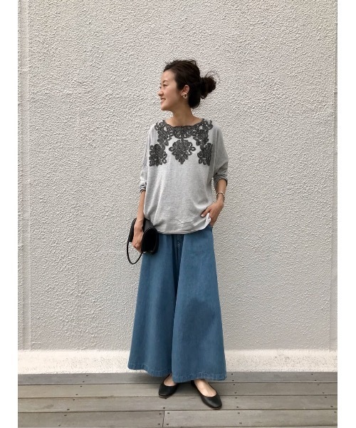 BEARDSLEY(ビアズリー)の「デニムワイドバギーパンツ(その他パンツ・レディース・ブルー・FREE)」の15枚目の写真