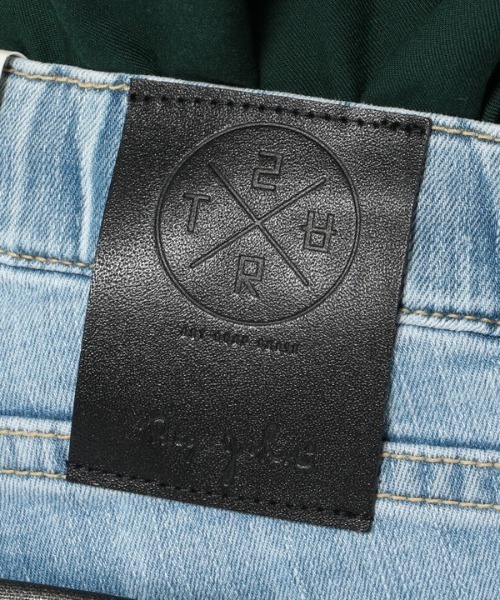 surt(サート)の「SURT (サート)NEW PAINT DENIM/ニューペイントデニム(デニムパンツ・メンズ・サックスブルー/インディゴブルー・SMALL/MEDIUM/LARGE/X-LARGE/X-SMALL)」の9枚目の写真
