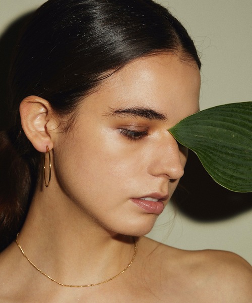 CENE（セネ）の「販売終了【CENE】セネ/[ゴールド]ループピアス厚さ1mm 幅40mm（ピアス（両耳用）・レディース・ゴールド・FREE）」の6枚目の写真