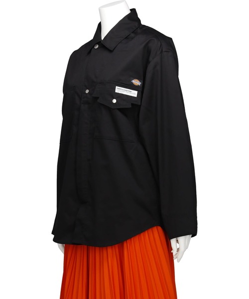 TOGA PULLA(トーガ プルラ)の「TOGA×Dickies ジップアップシャツ(シャツ/ブラウス・レディース・ブラック・38/36)」の2枚目の写真