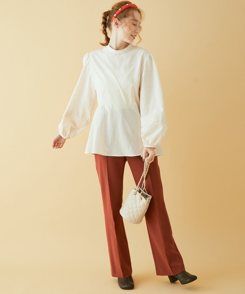 MADEMOISELLE ROPE'（マドモアゼル ロペ）の「袖ボリュームペプラムブラウス（シャツ/ブラウス・レディース・オフホワイト/ピンク系その他2・38）」の3枚目の写真
