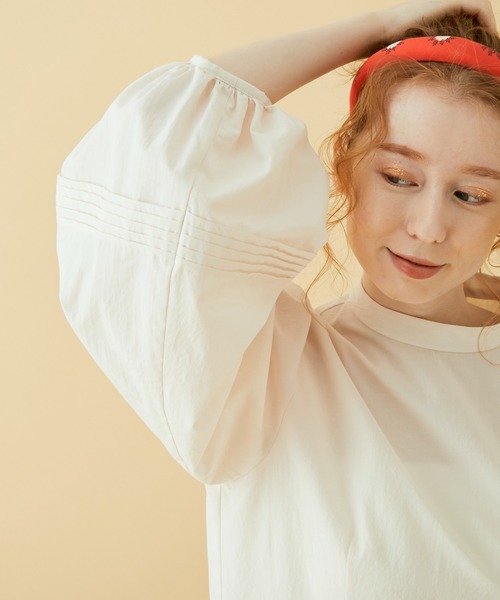 MADEMOISELLE ROPE'（マドモアゼル ロペ）の「袖ボリュームペプラムブラウス（シャツ/ブラウス・レディース・オフホワイト/ピンク系その他2・38）」の21枚目の写真