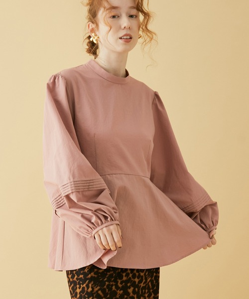 MADEMOISELLE ROPE'（マドモアゼル ロペ）の「袖ボリュームペプラムブラウス（シャツ/ブラウス・レディース・オフホワイト/ピンク系その他2・38）」の20枚目の写真