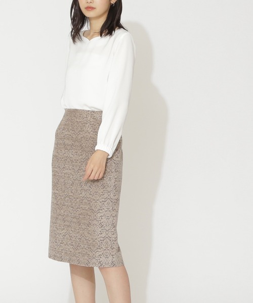 NATURAL BEAUTY BASIC（ナチュラルビューティーベーシック）の「ハートネックブラウス（シャツ/ブラウス・レディース・オフホワイト/ネイビー/ピンク・マルチサイズ）」の8枚目の写真