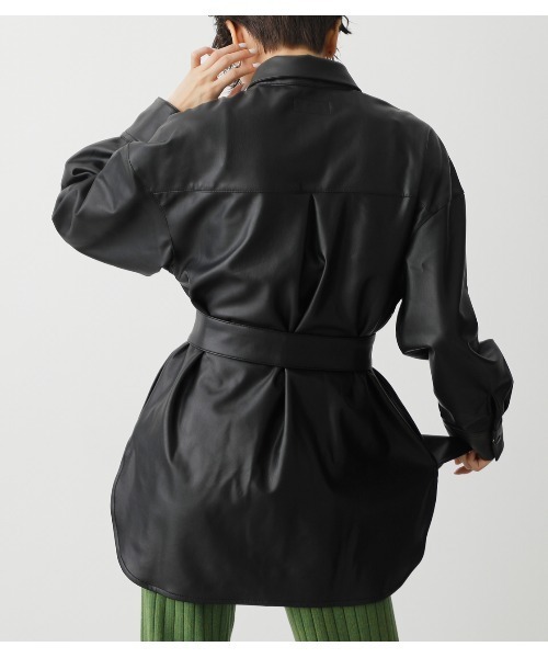 AZUL by moussy（アズールバイマウジー）の「FAUX LEATHER SHIRT JACKET/フェイクレザーシャツジャケット（その他アウター・レディース・ブラック/ダークグリーン・SMALL/MEDIUM）」の19枚目の写真