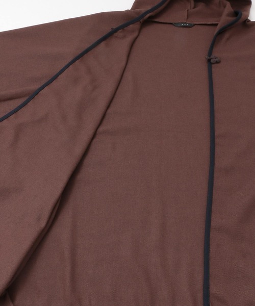 KBF(ケイビーエフ)の「チャイナボタン付きポンチョ∴(ポンチョ・レディース・ネイビー/ブラウン・ONE)」の16枚目の写真