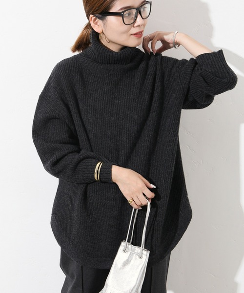 JOURNAL STANDARD（ジャーナルスタンダード）の「ウォッシャブルウールラウンドヘムハイネック◆（ニット/セーター・レディース・レッド/グリーン/グレー/ブラウン・FREE）」の2枚目の写真