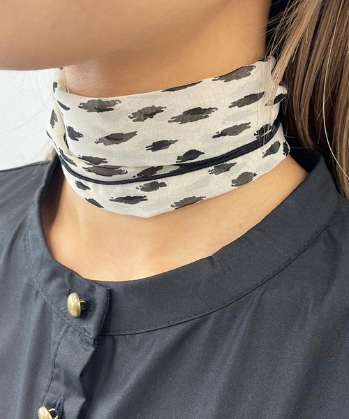 kutir(クティール)の「シアースカーフ(バンダナ/スカーフ・レディース・ブラック/グレー/オフホワイト/カーキ/アイボリー/ライトブラウン/モカ・FREE)」の2枚目の写真