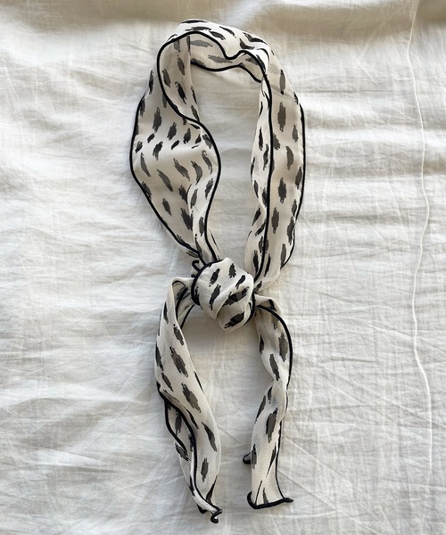 kutir(クティール)の「シアースカーフ(バンダナ/スカーフ・レディース・ブラック/グレー/オフホワイト/カーキ/アイボリー/ライトブラウン/モカ・FREE)」の11枚目の写真