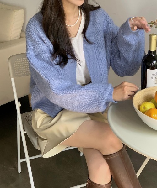 mood for a day（ムードフォーアデイ）の「loco cardigan / ボリュームニットカーディガン（カーディガン/ボレロ・レディース・アイボリー/ブラック/ブルー・FREE）」の15枚目の写真