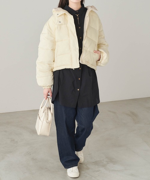 Chaco closet（チャコ クローゼット）の「中綿 オーバーサイズ ショートパファーブルゾン（ダウンジャケット/コート・レディース・ベージュ/キナリ・FREE）」の6枚目の写真