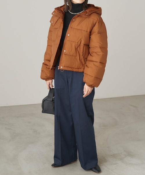 Chaco closet（チャコ クローゼット）の「中綿 オーバーサイズ ショートパファーブルゾン（ダウンジャケット/コート・レディース・ベージュ/キナリ・FREE）」の11枚目の写真