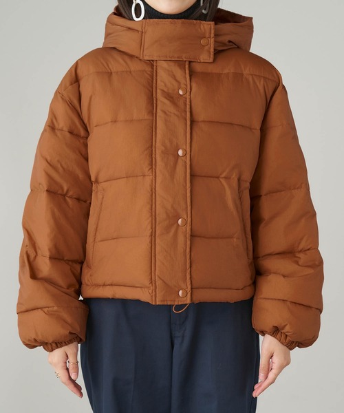 Chaco closet（チャコ クローゼット）の「中綿 オーバーサイズ ショートパファーブルゾン（ダウンジャケット/コート・レディース・ベージュ/キナリ・FREE）」の13枚目の写真