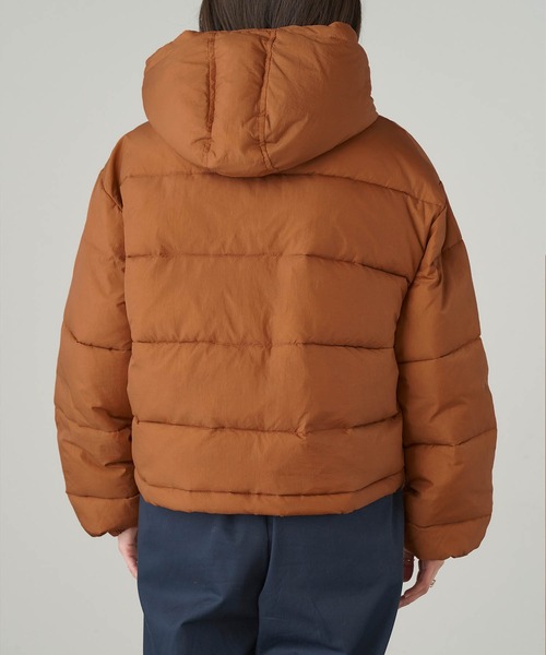 Chaco closet（チャコ クローゼット）の「中綿 オーバーサイズ ショートパファーブルゾン（ダウンジャケット/コート・レディース・ベージュ/キナリ・FREE）」の15枚目の写真