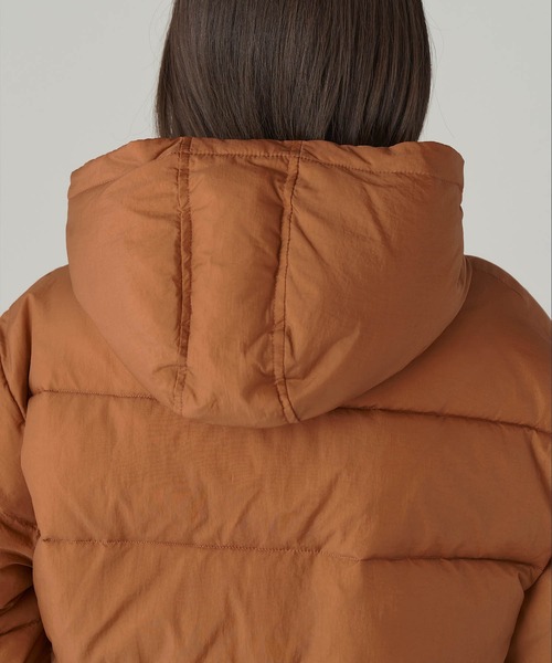 Chaco closet（チャコ クローゼット）の「中綿 オーバーサイズ ショートパファーブルゾン（ダウンジャケット/コート・レディース・ベージュ/キナリ・FREE）」の19枚目の写真