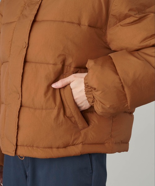 Chaco closet（チャコ クローゼット）の「中綿 オーバーサイズ ショートパファーブルゾン（ダウンジャケット/コート・レディース・ベージュ/キナリ・FREE）」の21枚目の写真