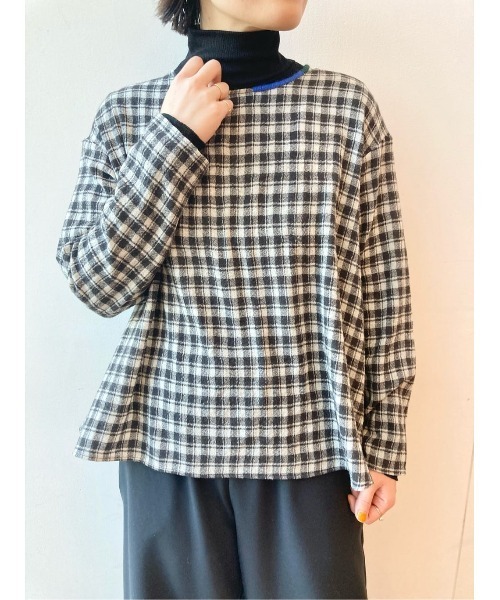 BEARDSLEY（ビアズリー）の「襟元の刺繍がアクセサリーのようにポイントになる ハンドロック刺繍ブラウス（シャツ/ブラウス・レディース・レッド/ブラック・FREE）」の8枚目の写真