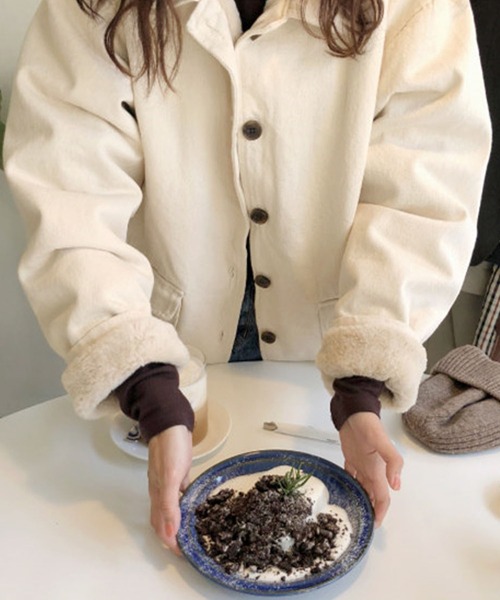 Girly Doll（ガーリードール）の「内側ボアジャケットアウター（ブルゾン・レディース・オフホワイト/モカ・M/L）」の7枚目の写真