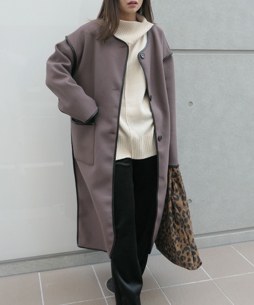 CORNERS（コーナーズ）の「フェイクレザーパイピングロングコート（ノーカラーコート・レディース・ブラウン/ベージュ・FREE）」の12枚目の写真