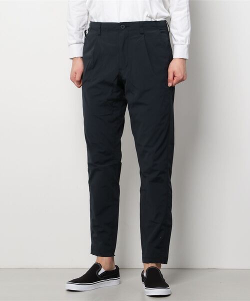 H.I.P. by SOLIDO（エイチアイピーバイソリード）の「H.I.P. by SOLIDO (エイチアイピー バイ ソリード)NYLON COTTON WASHER CLOTH TAPERED FIT TROUSERS（その他パンツ・メンズ・ブラック/ネイビー・2/3/4/1）」の2枚目の写真