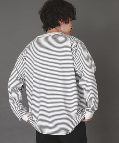 SENSE OF PLACE by URBAN RESEARCH（センスオブプレイスバイアーバンリサーチ）の「ボーダーストレッチクルーネックセーター（ニット/セーター・メンズ・ブラック/ネイビー/ブルー系その他・MEDIUM/LARGE）」の4枚目の写真