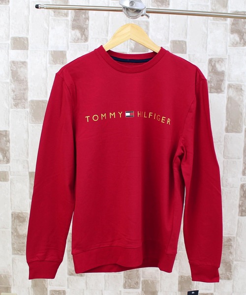 TOMMY HILFIGER（トミーヒルフィガー）の「エッセンシャルロゴスウェットトレーナー 09T3896（スウェット・メンズ・レッド/ブラック・L/M/S/XL）」の2枚目の写真