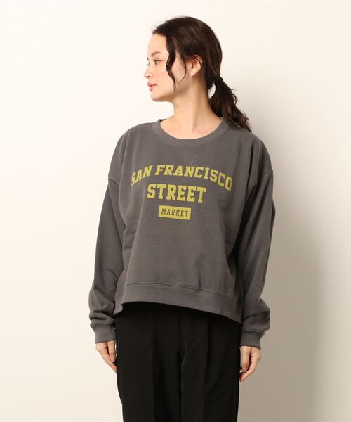 HONEYSUCKLE ROSE（ハニーサックルローズ）の「【HONEYSUCKLE ROSE】カレッジショートクルースウェット（スウェット・レディース・オフホワイト/ダークグレー/ピンク・M/L）」の7枚目の写真