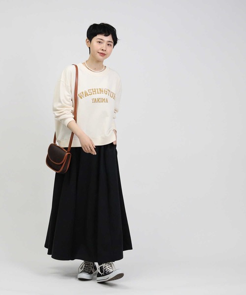 HONEYSUCKLE ROSE（ハニーサックルローズ）の「【HONEYSUCKLE ROSE】カレッジショートクルースウェット（スウェット・レディース・オフホワイト/ダークグレー/ピンク・M/L）」の22枚目の写真