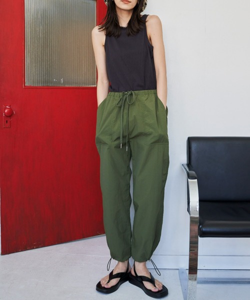 Auntie Rosa Holiday(アンティローザホリデー)の「ナイロンドロストベイカーパンツ(その他パンツ・レディース・カーキ/オレンジ/アイボリー・SMALL/MEDIUM)」の16枚目の写真