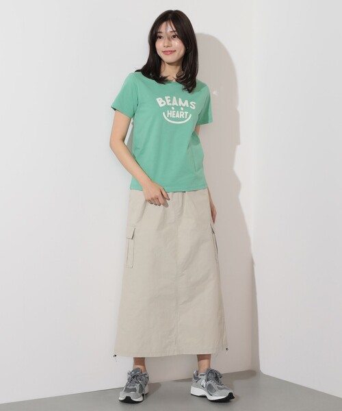 BEAMS HEART（ビームスハート）の「スマイル ロゴTシャツ〈WOMEN〉 24SS（Tシャツ/カットソー・レディース・ケリーグリーン/ネイビー/オフホワイト/サックスブルー/パープル系その他4・FREE/MEDIUM/LARGE）」の8枚目の写真