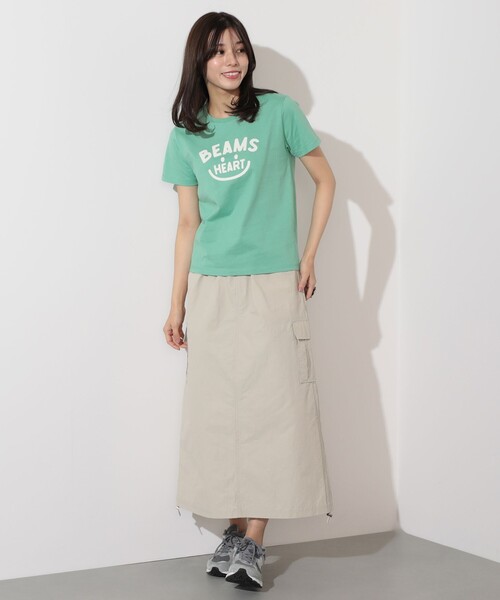 BEAMS HEART（ビームスハート）の「スマイル ロゴTシャツ〈WOMEN〉 24SS（Tシャツ/カットソー・レディース・ケリーグリーン/ネイビー/オフホワイト/サックスブルー/パープル系その他4・FREE/MEDIUM/LARGE）」の9枚目の写真