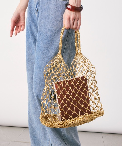 MAISON BREEZE(メゾンブリーズ)の「【MAISON BREEZE】メタリックメッシュバッグ SCCH70(ハンドバッグ・レディース・ゴールド/シルバー・FREE)」の3枚目の写真