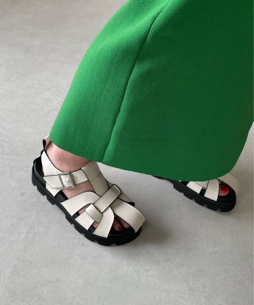 y/m by misato（イムバイミサト）の「タンクソールサンダル（サンダル・レディース・オフホワイト/ブラック・SMALL/LARGE/MEDIUM）」の15枚目の写真