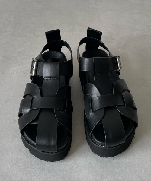 y/m by misato（イムバイミサト）の「タンクソールサンダル（サンダル・レディース・オフホワイト/ブラック・SMALL/LARGE/MEDIUM）」の11枚目の写真