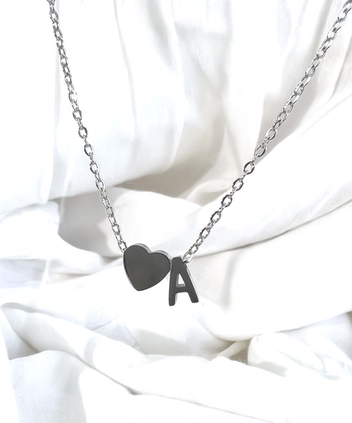 blackdia ocean(ブラックダイヤオーシャン)の「blackdia ocean ハートイニシャルネックレス(ネックレス・レディース・A/C/E/H/I/J/K/M/T/Y・45cm)」の2枚目の写真