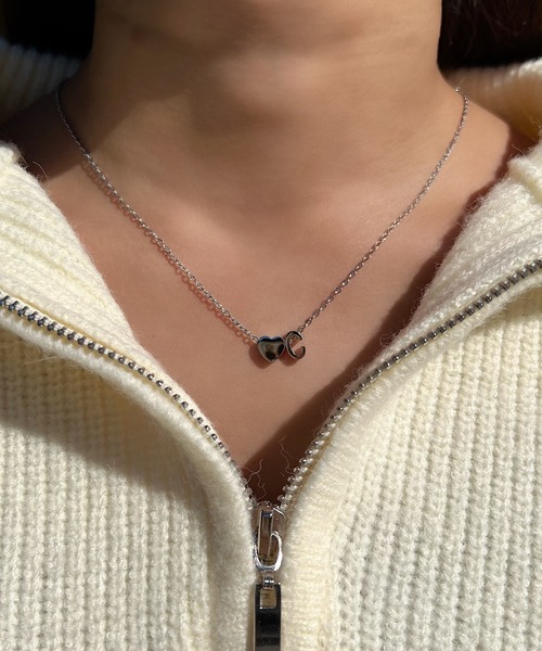 blackdia ocean(ブラックダイヤオーシャン)の「blackdia ocean ハートイニシャルネックレス(ネックレス・レディース・A/C/E/H/I/J/K/M/T/Y・45cm)」の3枚目の写真