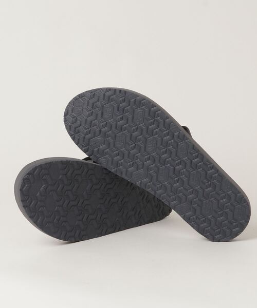 THE NORTH FACE（ザノースフェイス）の「THE NORTH FACE Fluffy Flip-Flop Repente（サンダル・メンズ・ブラック/グレー/ライトグレー・8/9/10）」の5枚目の写真