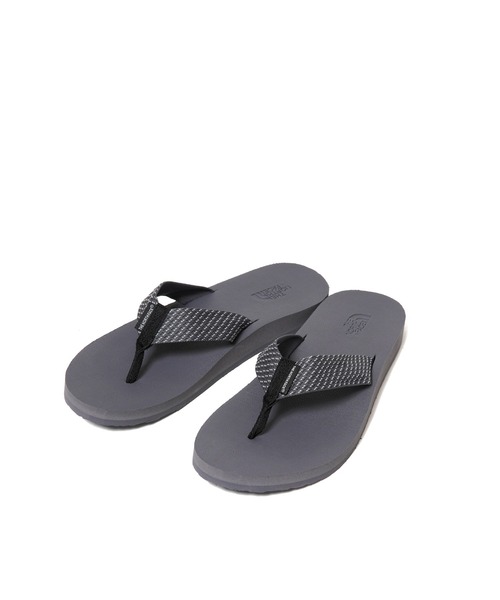 THE NORTH FACE（ザノースフェイス）の「THE NORTH FACE Fluffy Flip-Flop Repente（サンダル・メンズ・ブラック/グレー/ライトグレー・8/9/10）」の6枚目の写真