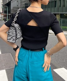 WEB限定アイテム / バックオープン半袖ニット