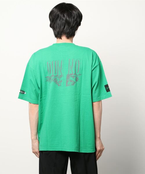 Dunno(ドノウ)の「DUNNO / プリントカットソー《ESTNATION EXCLUSIVE》(Tシャツ/カットソー・メンズ・グリーン・SMALL/MEDIUM/LARGE)」の2枚目の写真