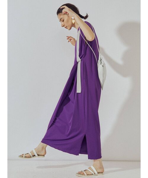 UN3D.　アンスリード　サッシュドレープワンピース　ネイビー系　変形デザイン UN3D. サッシュドレープワンピース - メルカリ