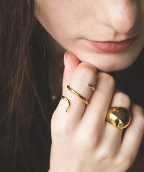SYKIA(シキア)の「Sinuous Ring(リング・レディース・シルバー/ゴールド・#13/#9)」の1枚目の写真